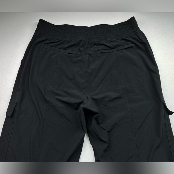 Athleta Pants Womens 8 Petite Black Chelsea Wide Leg Utility Cargo Stretch Flare - Picture 3 of 11